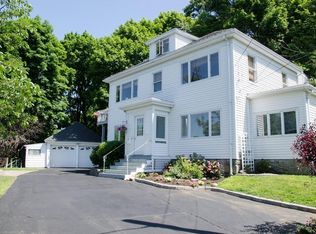 27 Pine Point Rd, Lynn, MA 01904