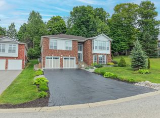 69 Kenwood Hills Dr, North Bay, ON P1C 1M3