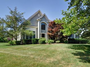 5 Interlachen Ct, Skillman, NJ 08558