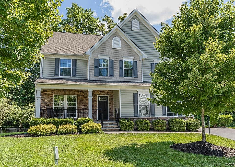 1st image of 10127 Meadow Pond Dr