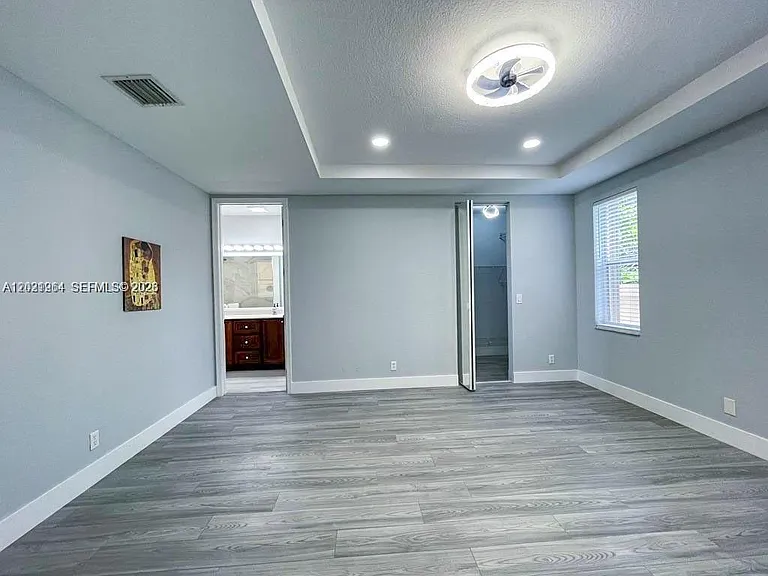 1261 Hayes St — Photo 19