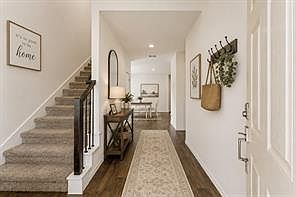 4th image of 10022 Lavender Ln