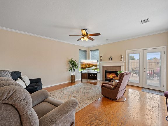 5th image of 706 Sage Ct