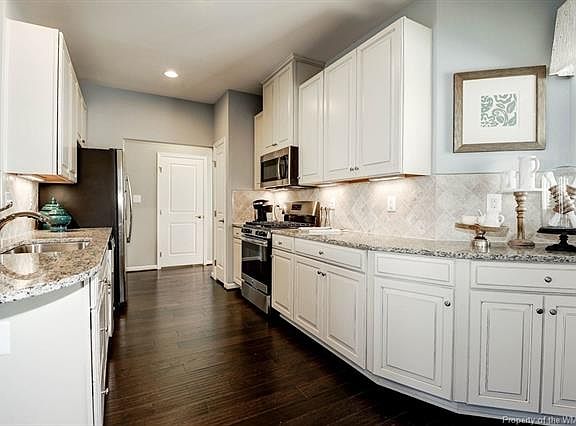 4th image of 318 Mershon Way #10C