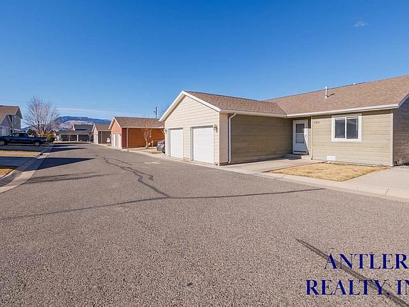 2nd image of 2931 Marlisa Ln