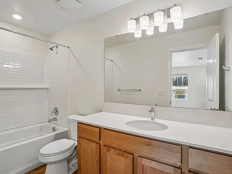 3 bed, 2.5 bath, 2065 sqft, $2,980 — Photo 1