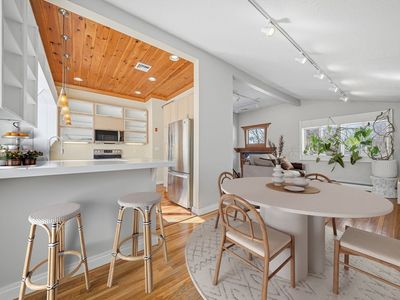 84 Winthrop St, Medway, MA, 02053