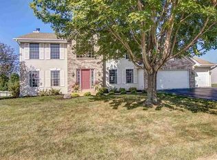 4839 Chandan Woods Dr, Cherry Valley, IL