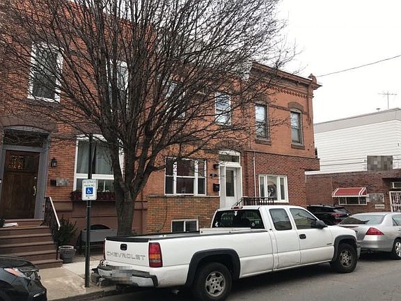 5th image of 1617 Wolf St