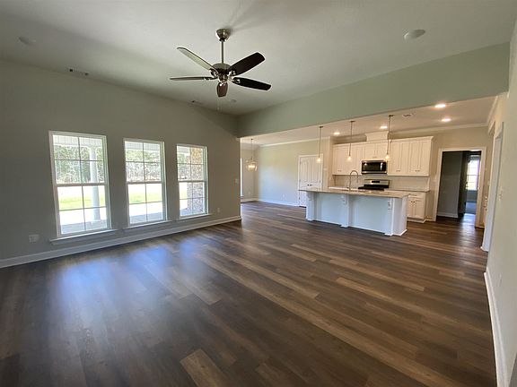 3rd image of 1325 Tralee Dr