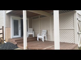 215 Gold Thorn Way, Sterling, VA 20164