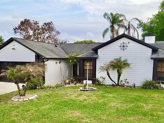 3rd image of 125 TEAKWOOD DRIVE