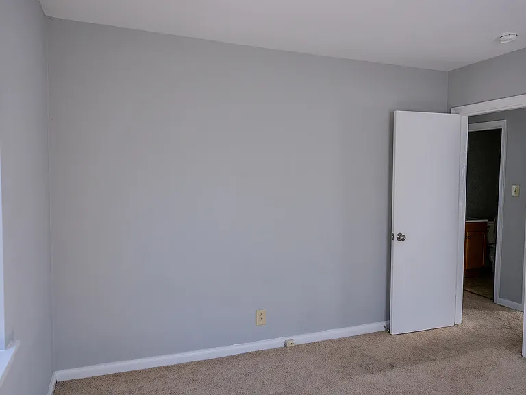 511 Blue Ridge St — Photo 17
