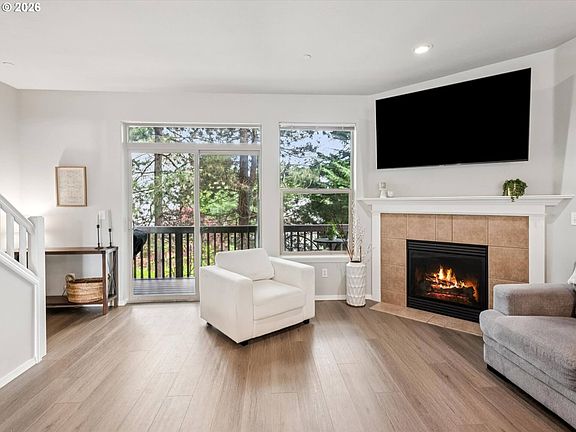 5th image of 15545 SW Stone Ridge Cir