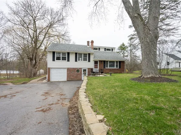 4817 Freeman Rd, Orchard Park, NY 14127