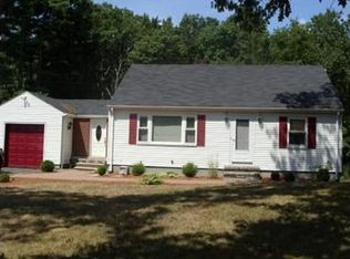 408 Aiken Ave, Dracut, MA 01826
