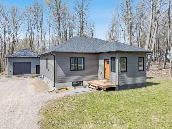 6 Fairlawn Grv, Tiny, ON L9M 0B5