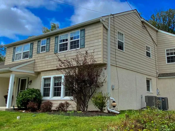 1627 Christine Ln, West Chester, PA 19380