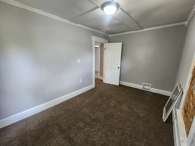 710 Prospect Ave SW — Photo 6