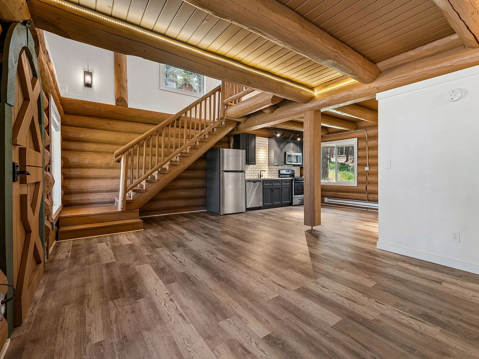 1 bed, 960 sqft, $1,800 — Photo 2