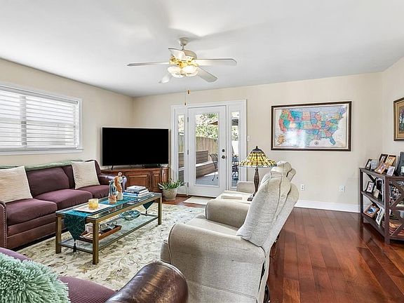 4th image of 312 Nelson Dr