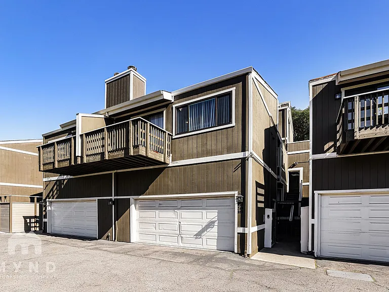 5400 Mountain Blvd #230 — Photo 18