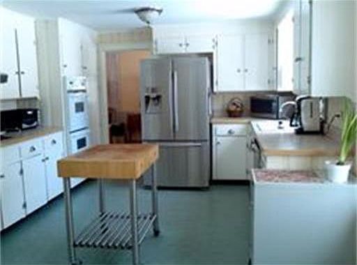 3rd image of 119 Essex St