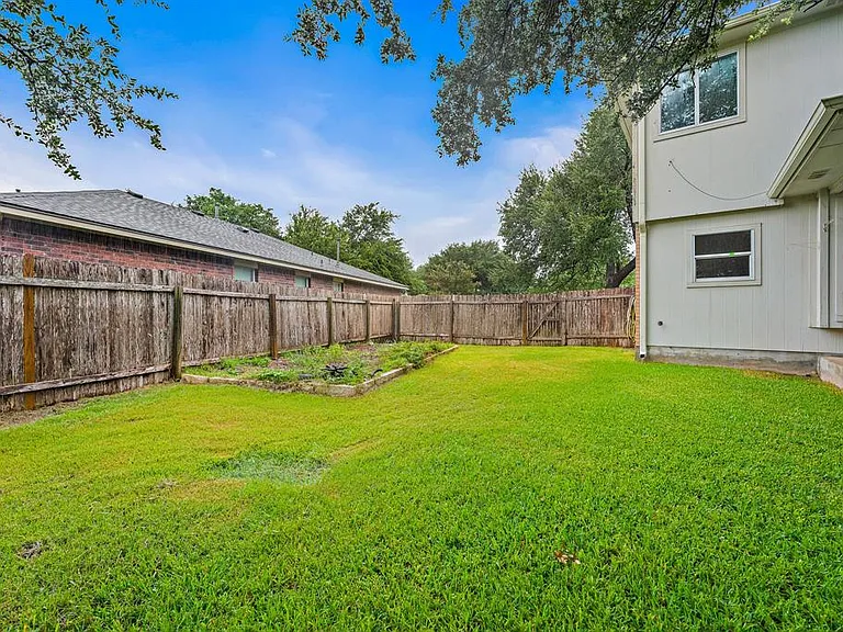 3477 Flowstone Ln — Photo 34