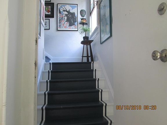 3rd image of 2569 Forbes St