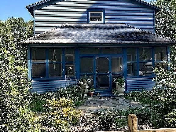 4th image of 270 Wendell Depot Rd