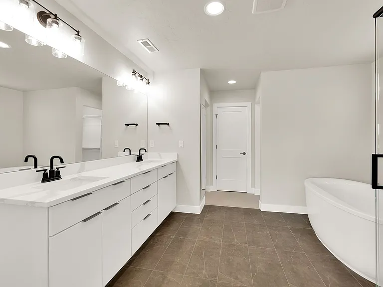 2832 E Hayloft Ln — Photo 14