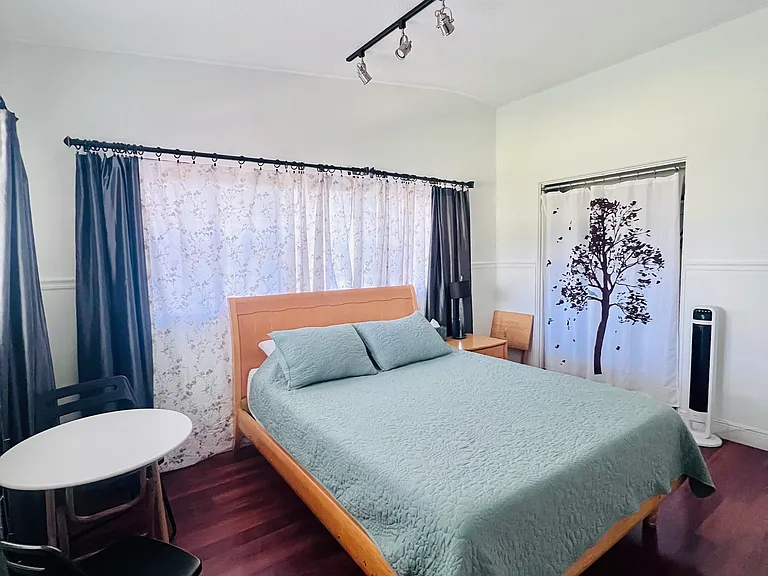 610 Ventura Ave — Photo 23
