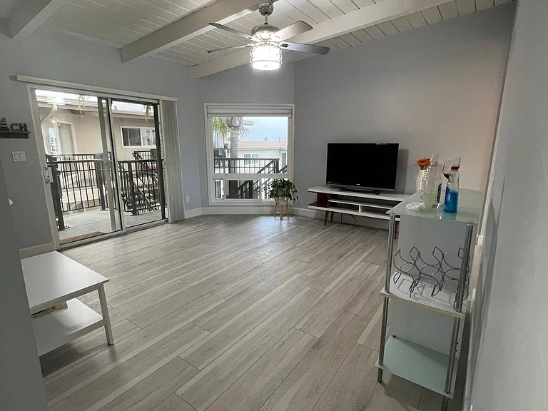 460 Camino Del Mar #DEL-13 — Photo 8