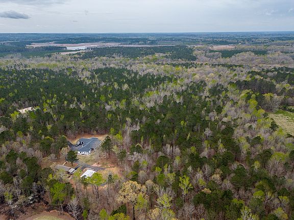 5th image of 214 Deerfield Ln