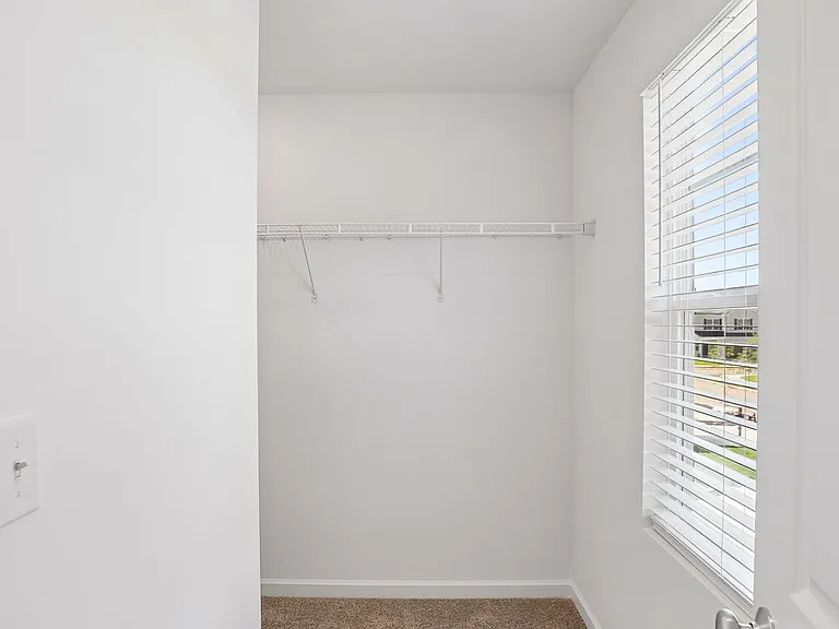 7608 Nightingale Ct — Photo 21