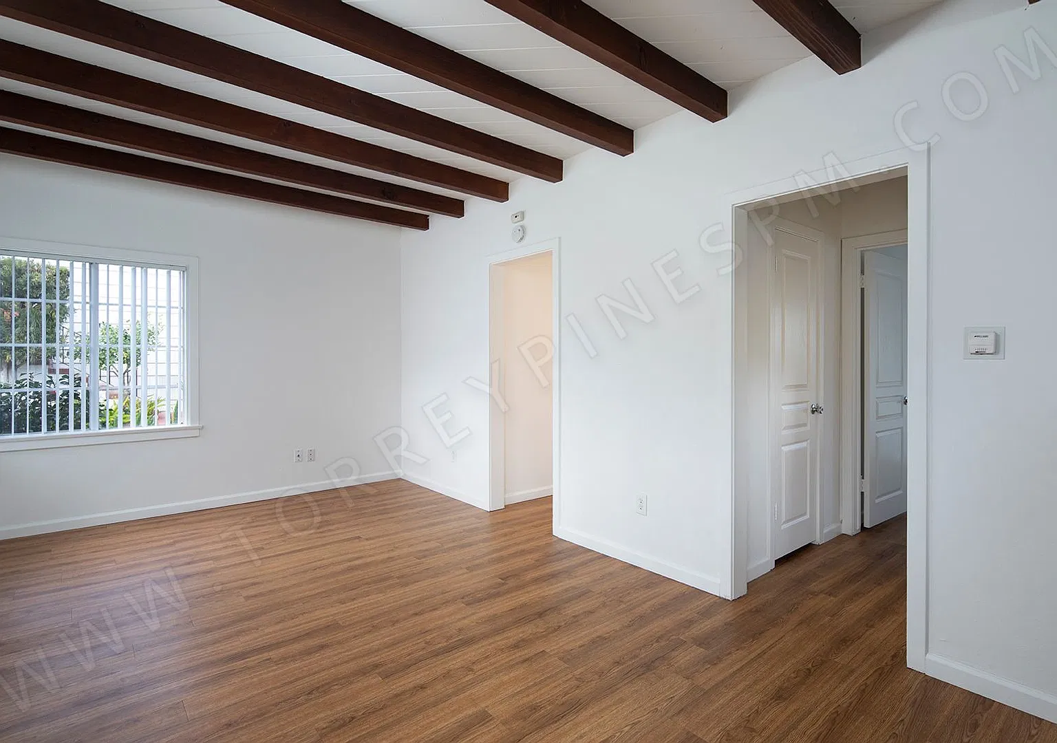 Cottage Style 1BR Half a Block to Windansea Beach! — Photo 1