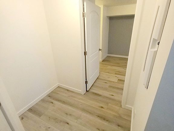 4th image of 10674 S Lamond Dr W