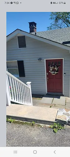 61 Lakeside Rd Photo 1