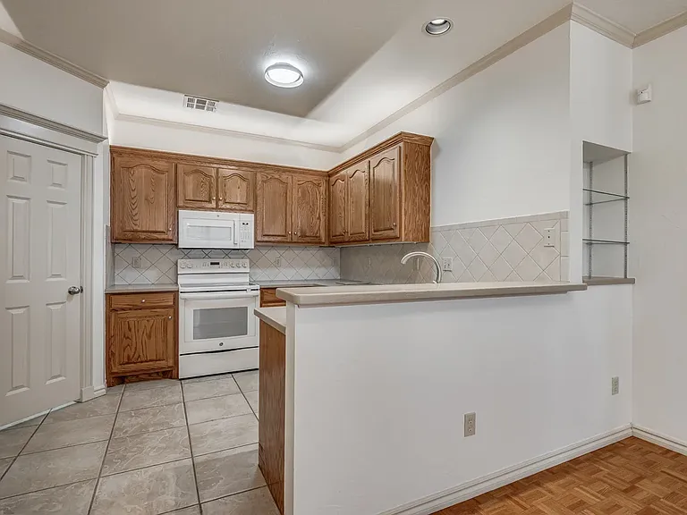 741 Prairie Dunes Way — Photo 30