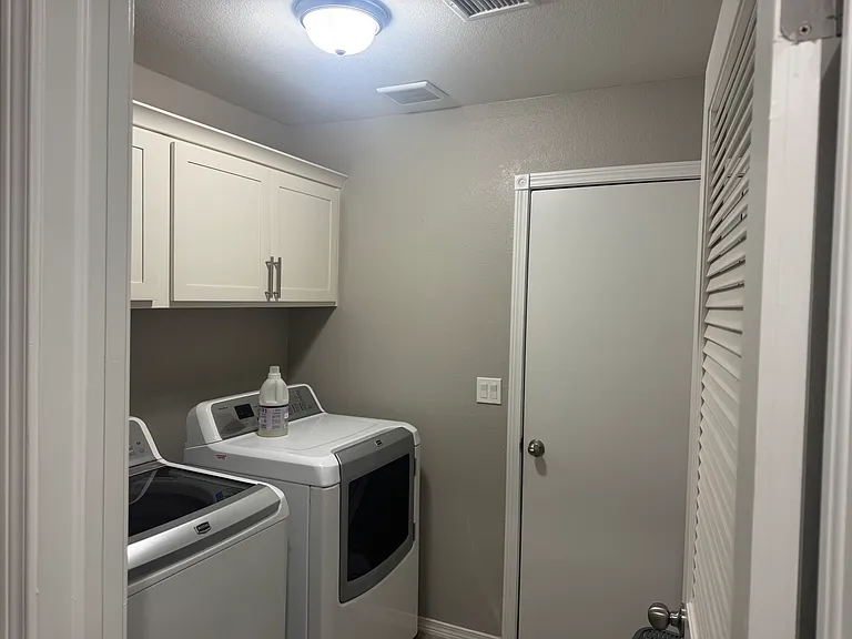 251 Wardour Castle Pl — Photo 13
