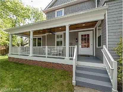 3rd image of 309 E Raymond Ave