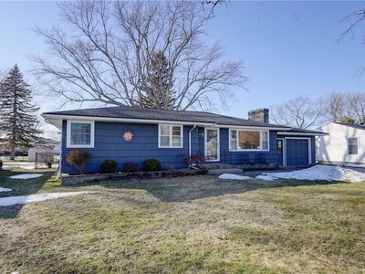 9 E Crest Dr, Rochester, NY, 14606