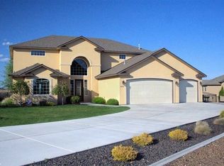 2814 Riverbend Dr, Richland, WA 99354