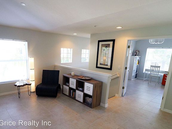 5th image of 1445 Tiffany Ln #1-201
