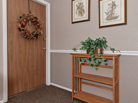 2nd image of 1152 Northbury Ln APT A2