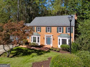515 Dogleg Ct, Roswell, GA 30076