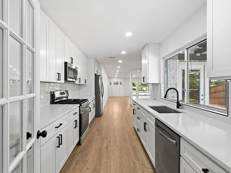 1952 Rambling Ridge Ln — Photo 8