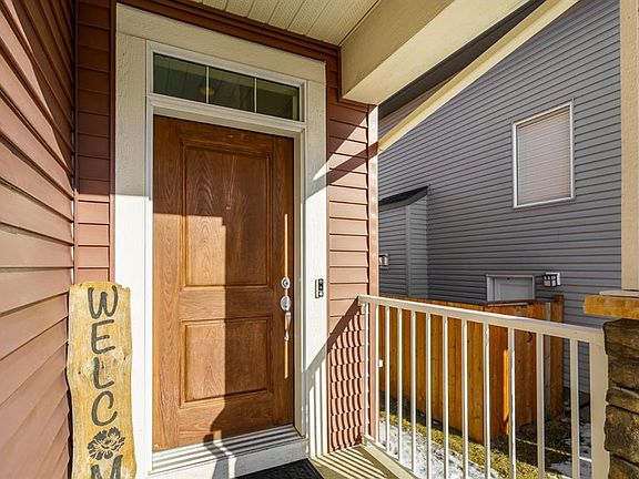 2nd image of 109 W Ranch Rise