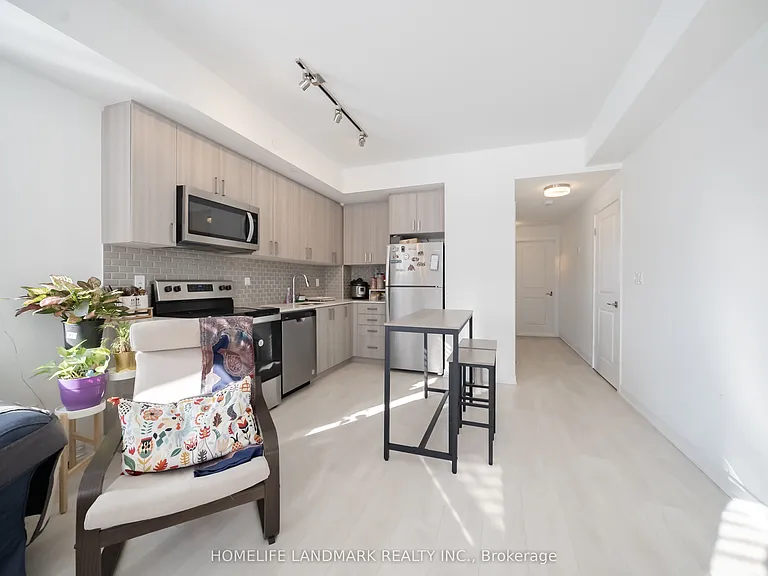 4015 Hickory Dr #2 — Photo 9