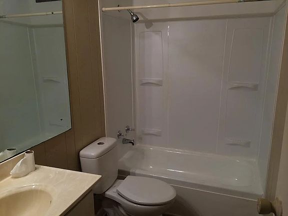 5th image of 170 Cottonwood Pl